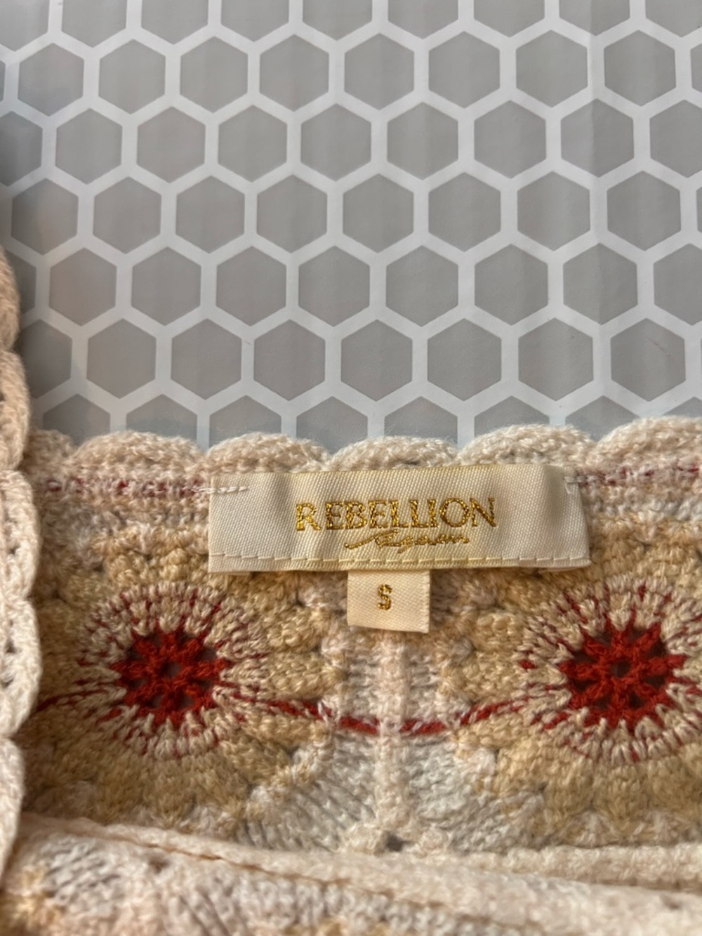 Rebellion Cream Crochet Camisole with Rusty Dark Orange Star Burst Crop Size S - Picture 6 of 8